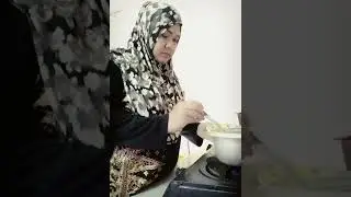Me in the kitchen | Enjoying lunch