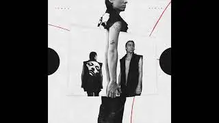 FLESH - Vogue