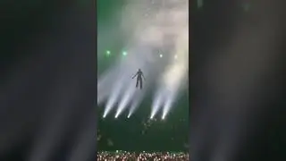 Wizkid’s entrance at Accor Arena 2022 💥🇫🇷