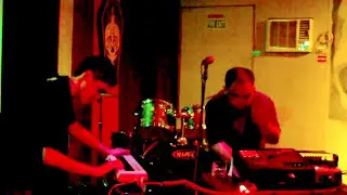 CERUMENTRIC - Summer Pulls You Down (Live Electropunk 2)