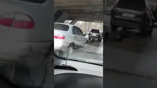 Авария при выезде с вышгорода 4.03.2019