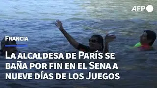 La alcaldesa de París se baña por fin en el Sena a nueve días de los Juegos | AFP