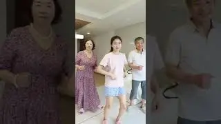 JIGGLE WIGGLE SAMA TANTE & OM!