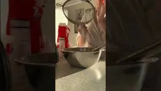 Начинаем день с блинчиков на завтрак 😋В Англии это называют Russian pancakes или (blinchiki)