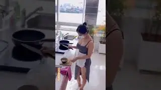 pembantu montok lagi masak 
