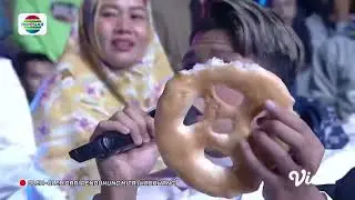 Manis Gurih!! Host dan Juri Dapat Oleh oleh dari Pendukung Mita Karawang!! Kier King Ketagihan!!