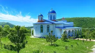 ИДЕАЛЬНОЕ МЕСТО ХРАМ В ОКРУЖЕНИИ ГОР  БЕРЕГОВОЕ 