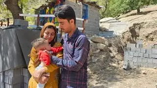 Love and hope in the hut of love: the happy and romantic life of Ali and Khadija.
