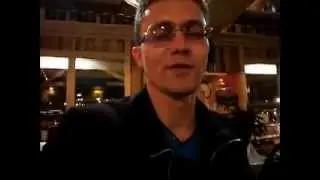 Сергей Пикапов. В кафе Парижа