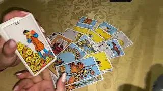 ЕГО МЫСЛИ СЕГОДНЯ О ВАС ? О ЧЁМ ОН ДУМАЕТ? 