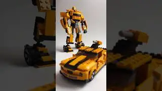 Это вам не LEGO! Смотрим на самого большого Bumblebee из конструктора от Хасбро