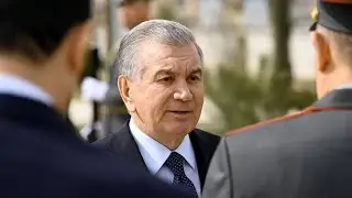 Президент Шавкат Мирзиёев Қарши шаҳридаги Олий ҳарбий авиация билим юртига ташриф буюрди