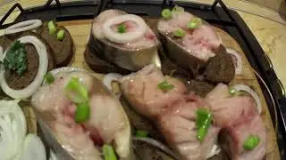 Олюторская сельдь Скумбрия потрясающая малосольная.