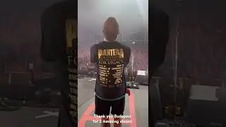 Audience going crazy at the end of our set in Budapest tonight. 