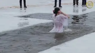 Як мешканці Костянтинівки і району пірнали у ополонку на Водохреще