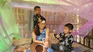 Mother is sick, two children sell chickens to buy medicine and food for mother DANG THI DU