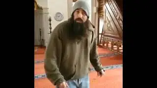 Как он красиво Читает Суру