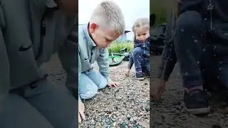 На асфальте мелом✍️👫 #деласемейные #семья #тренды