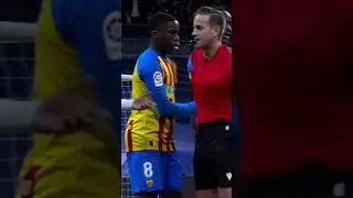 Quase que o Gabriel Paulista queria jogar a bola 🧹