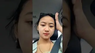 Emang enak main di mobil 🙄 