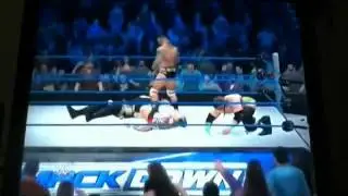WWE12 KoM vs 2 Noobs