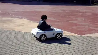 Macchina Mercedes per bambini a batterie  - mercedes electric car for children