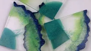 (57) 3-Hoek onderzetters, glitters-blauw-groen -wit.