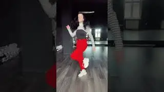 #electroswingdance by @em.delacrem  💃🎶👯‍♀️🔥