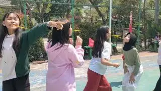 ESTAFET KARET DENGAN SEDOTAN ‼️Lomba 17 Agustus 2024 Graha Kalimas 2