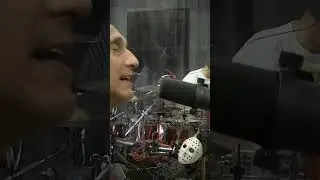 Такая старая гитара, в таком сохране и ТАК звучит!! Оцените! 