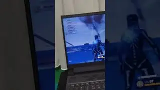 играя с 
