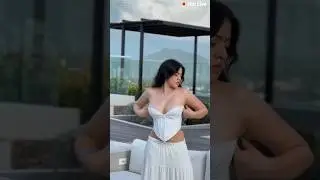Hot girl big boobs 