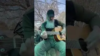 Помнят с горечью древляне король и шут кавер