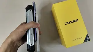 DOOGEE VMax Quick Unboxing Video, This  22000mah big battery Rugged Phone is Unprecedented