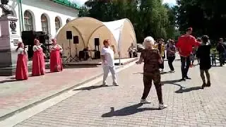 Ансамбль русской песни Яблонька - на выставке Иван да Марья в Екатеринбурге
