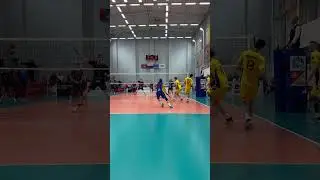 Атака с 4 зоны с выбитого мяча 🏐 