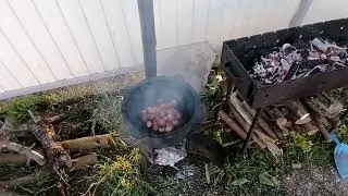 Готовим картошку в казане. Лайф.