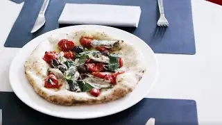 Neapolitan-style Pizza Perfection at La Notizia