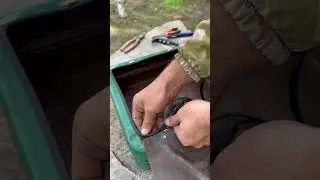 Чемодан выживальщика из старой канистры